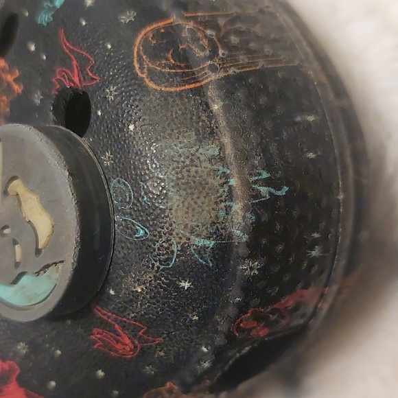 The Nightmare before Christmas CROCS Size 4 - Picture 2 of 6